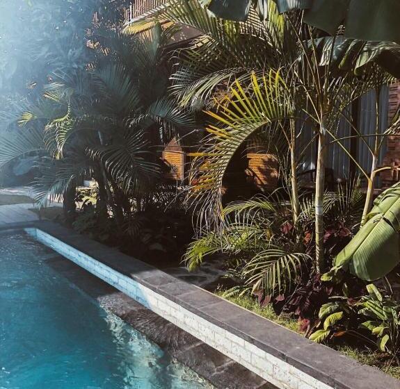 ペンション Kak Poleng Guesthouse