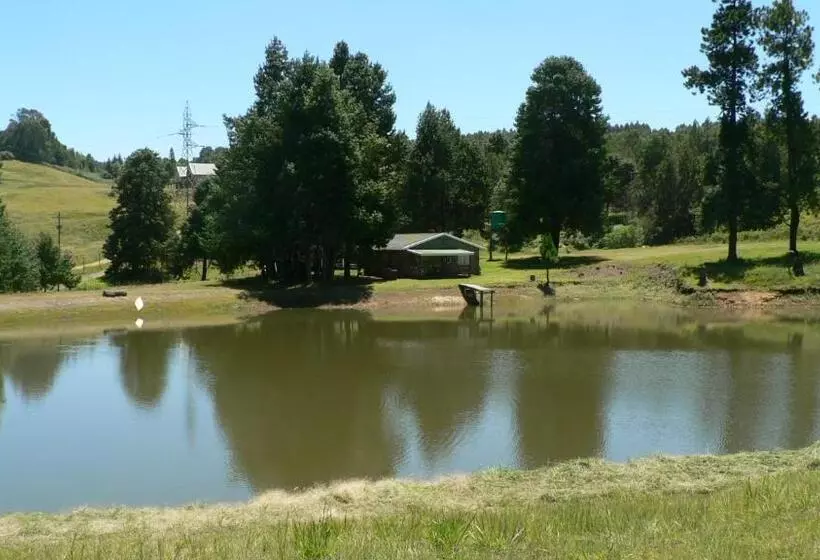 پانسیون Troutbagger Farm