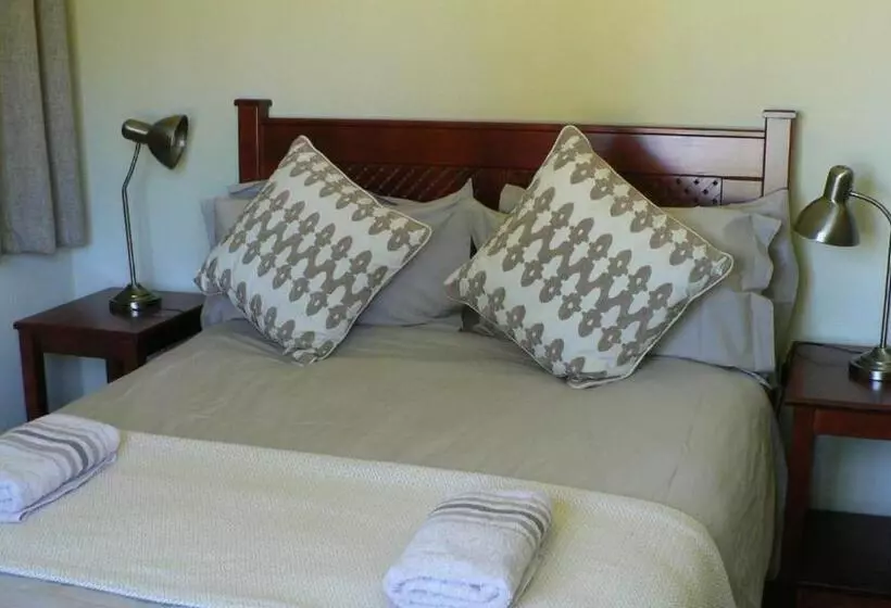 پانسیون Troutbagger Farm