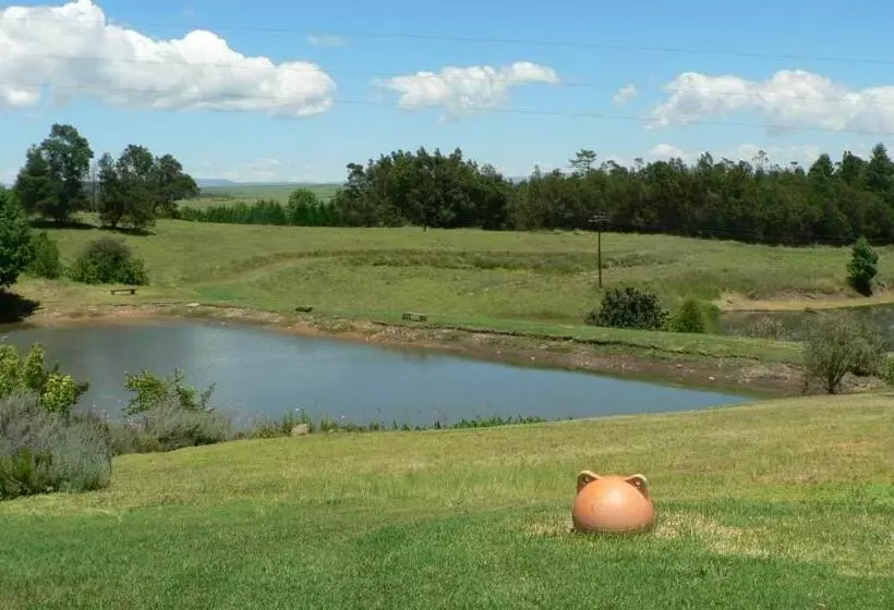 پانسیون Troutbagger Farm