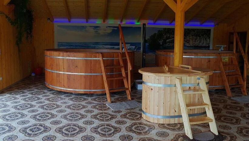 Rózsapark Panoráma Apartman Maximum 4 Fő Részére