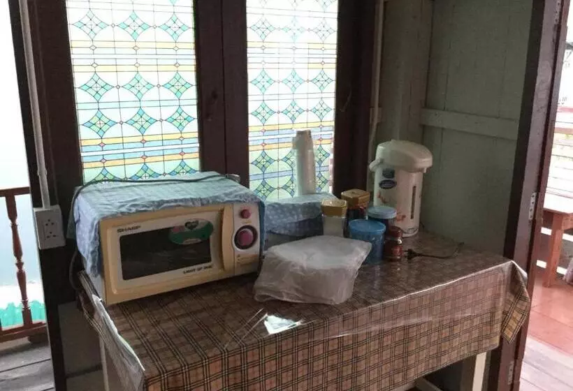 ベッドアンドブレックファースト Siriwal Guesthouse