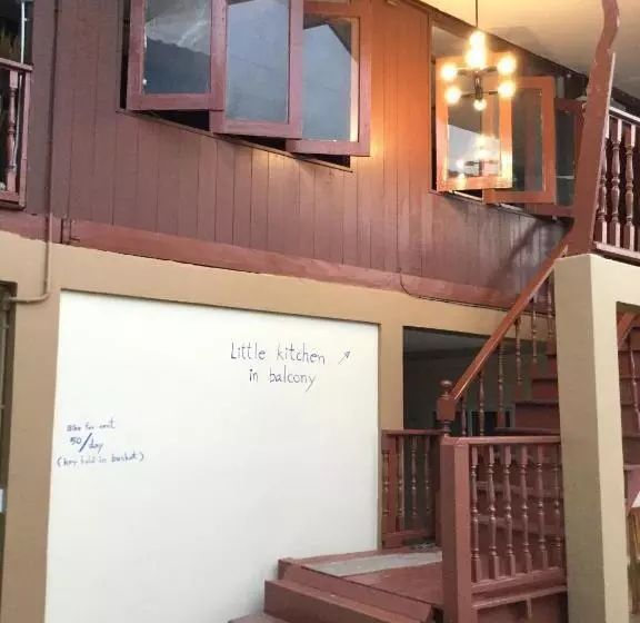 ベッドアンドブレックファースト Siriwal Guesthouse