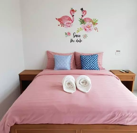 Hotelli บ้านสวนนิสา