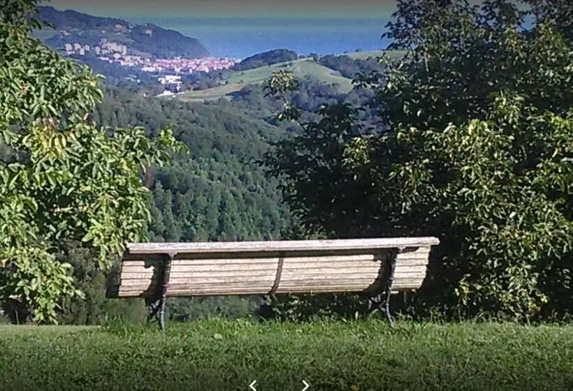 ホテル Agroturismo Orortegi
