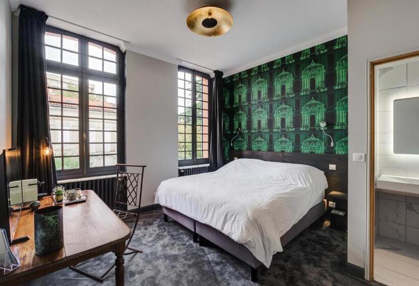 ホテル Hôtel Une Chambre En Ville