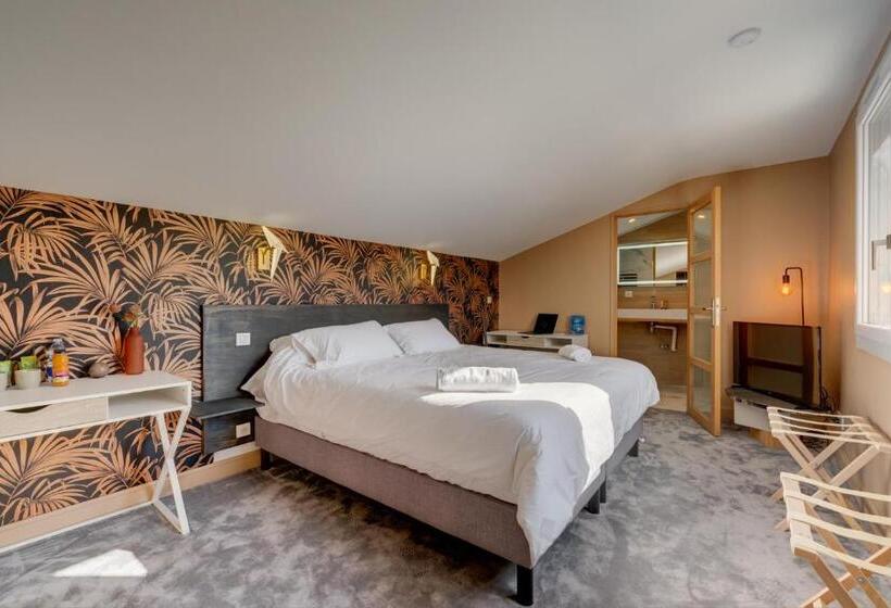ホテル Hôtel Une Chambre En Ville