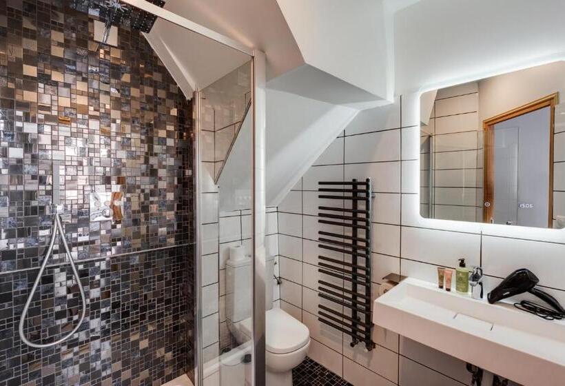 ホテル Hôtel Une Chambre En Ville