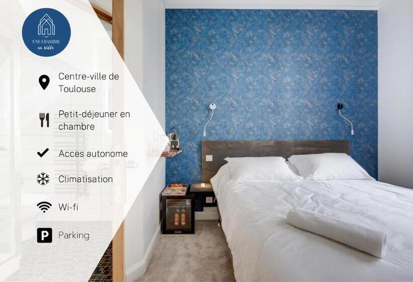 ホテル Hôtel Une Chambre En Ville