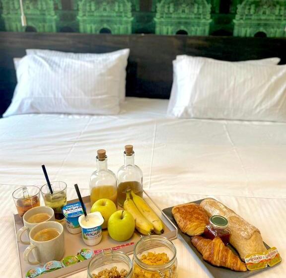 ホテル Hôtel Une Chambre En Ville