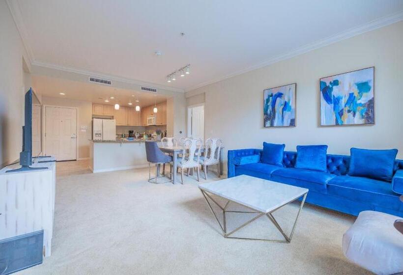 Irvine Spectrum 2 Bedrooms/2 Bathrooms/kitchen/pool/apartment