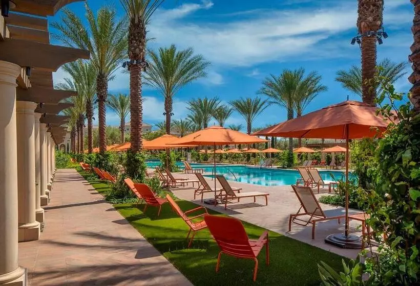 Irvine Spectrum 2 Bedrooms/2 Bathrooms/kitchen/pool/apartment