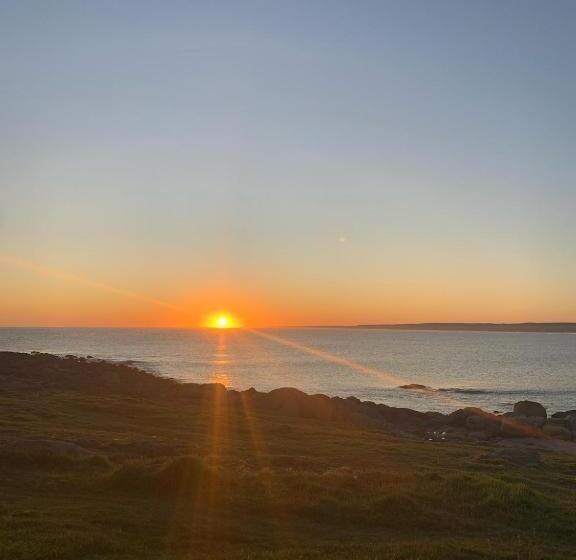 Palacio De La Luna, Casa única Frente Al Mar