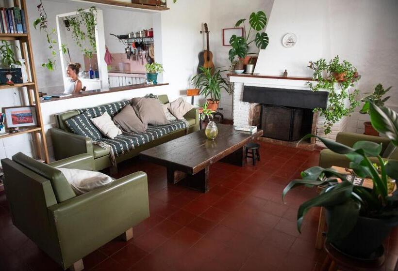 Palacio De La Luna, Casa única Frente Al Mar