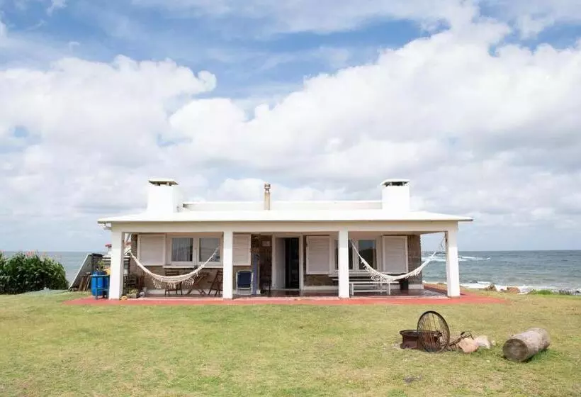 Palacio De La Luna, Casa única Frente Al Mar