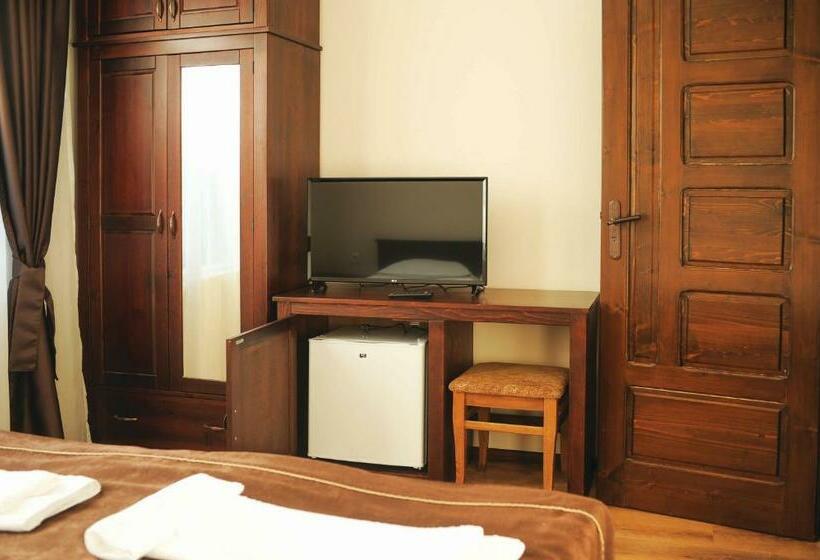 Pensjonat стаи за гости в къща камелия