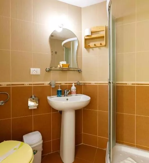 پانسیون Casa Dacică Rasnov Central Free Parking Close To Bran, Brasov, Dino Park & Restaurants