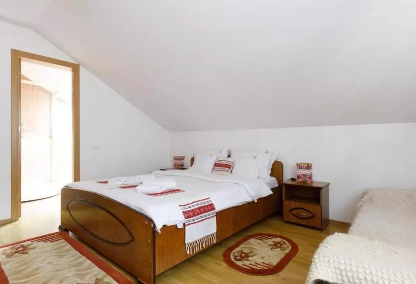 پانسیون Casa Dacică Rasnov Central Free Parking Close To Bran, Brasov, Dino Park & Restaurants