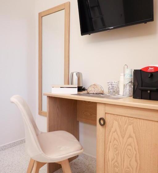 پانسیون Don Francisco Rooms   Tropea