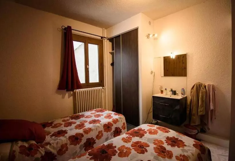 ペンション Gite Les Guibertes