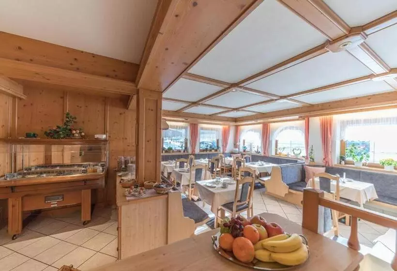 ペンション Miramonte