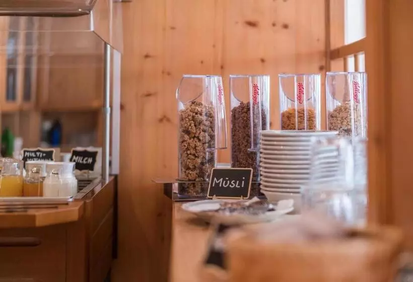 ペンション Miramonte