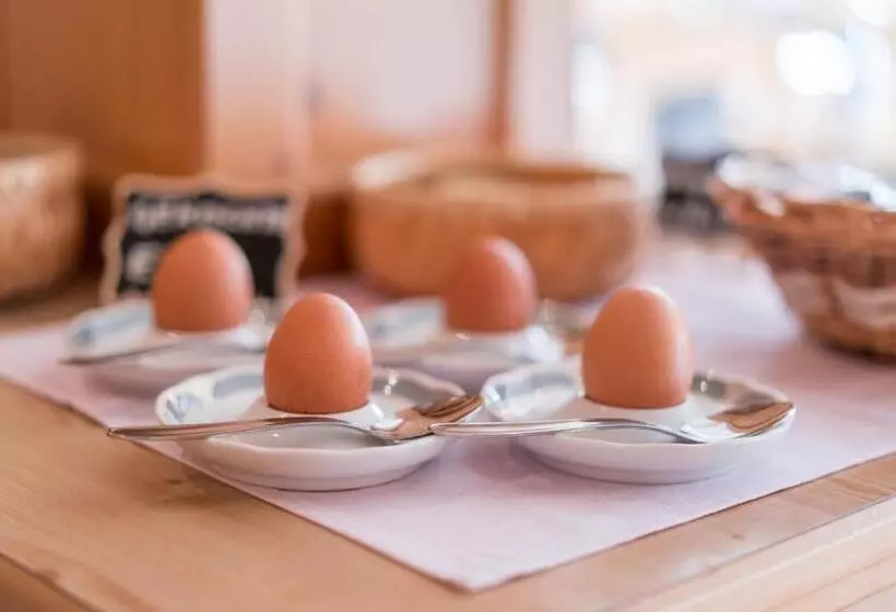 ペンション Miramonte