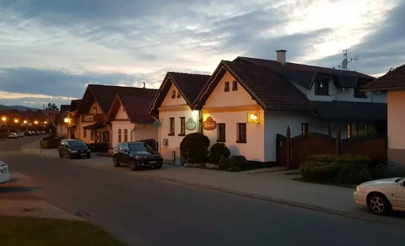 ペンション Penzión Spišský Dvor