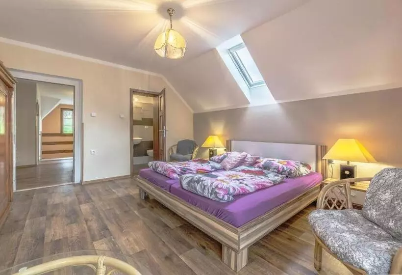 Majatalo Penzion Na Hradčanech