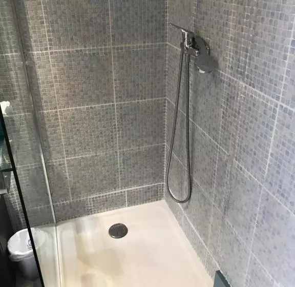 Majatalo Plan De Cuques T2