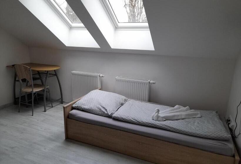 펜션 Vinotéka U Kozů