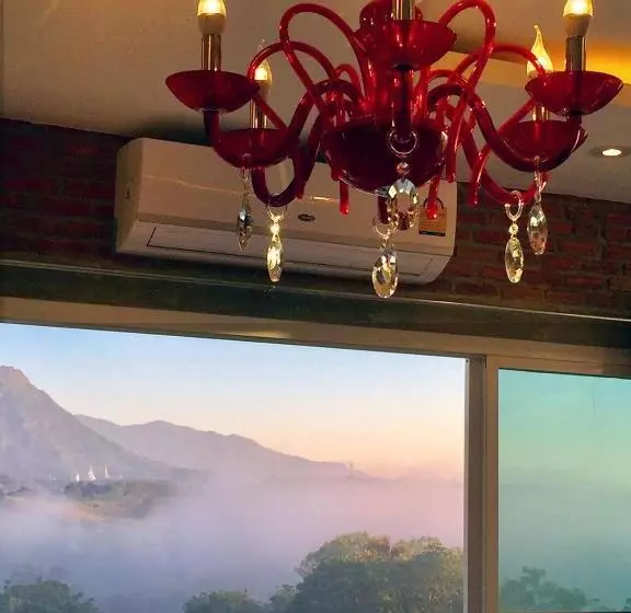 استراحتگاه Khao Kho Sky Winds