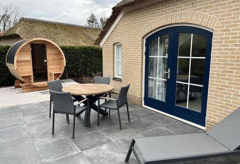 Villa Clementine With Sauna In Ermelo