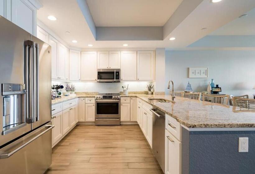 Waterfront 3br 2kings Pool Balcony Beach