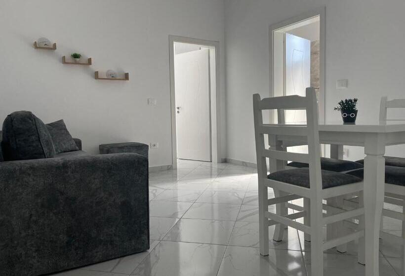 Xhefri S Apartments