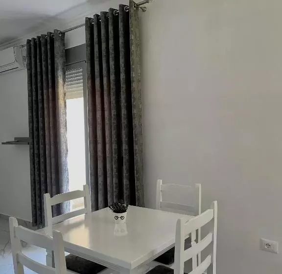 Xhefri S Apartments