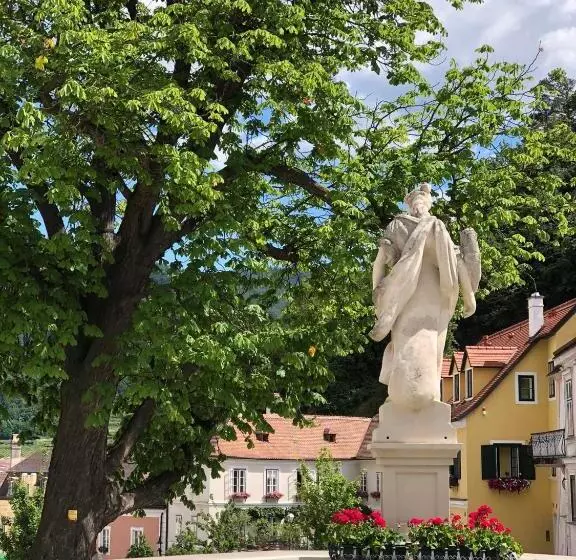 Apartment Zum Roten Tor
