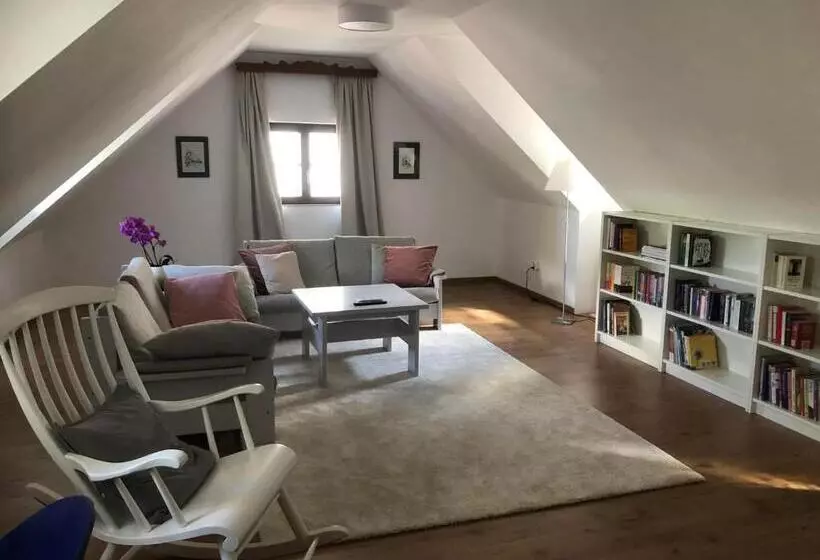 Apartment Zum Roten Tor