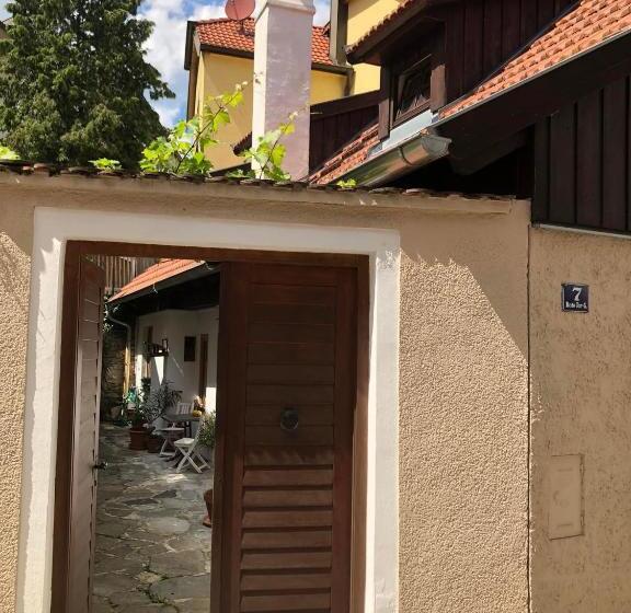 Apartment Zum Roten Tor