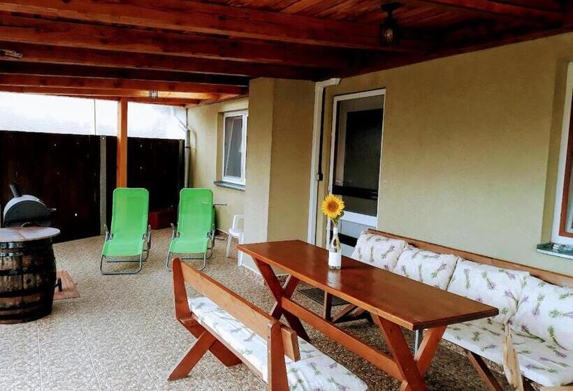 Apartmán Vinařství U Krčků