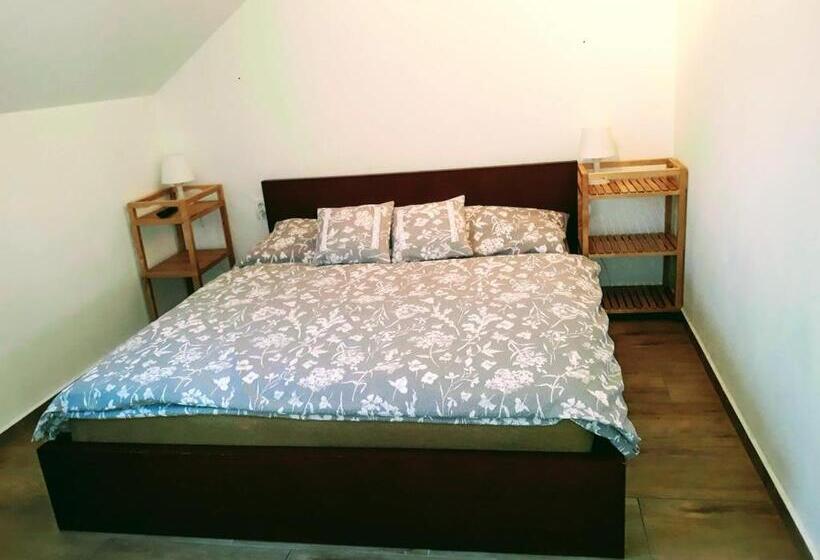 Apartmán Vinařství U Krčků