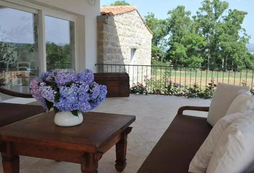 B&b Li Tauli