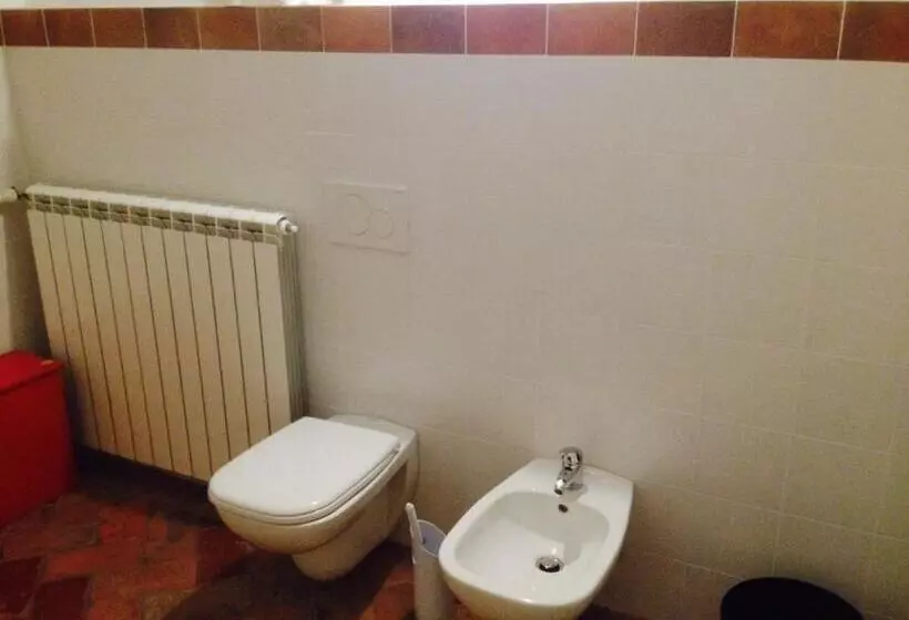 تختخواب و صبحانه Bnb Bergamo