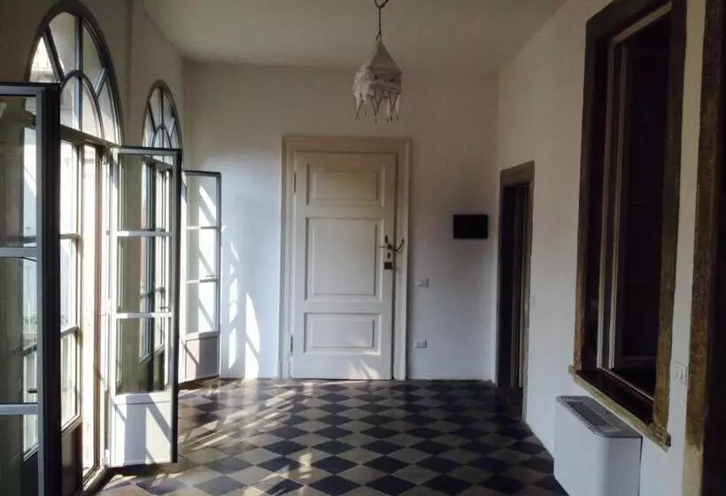 تختخواب و صبحانه Bnb Bergamo