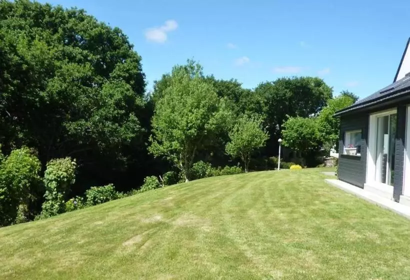 Aamiaismajoitus (B&B) Brest Chambres D Hôtes