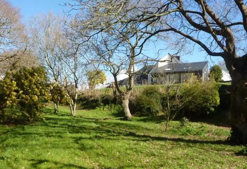 Aamiaismajoitus (B&B) Brest Chambres D Hôtes