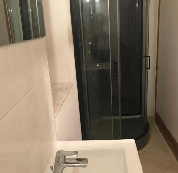 تختخواب و صبحانه Maison Du Cloitre Couvent Des Carmes