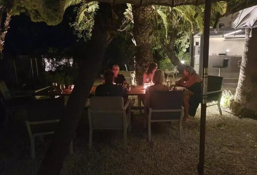 تختخواب و صبحانه Elparaiso Altea Apartment Sylvia Adults Only Bed & Borrel