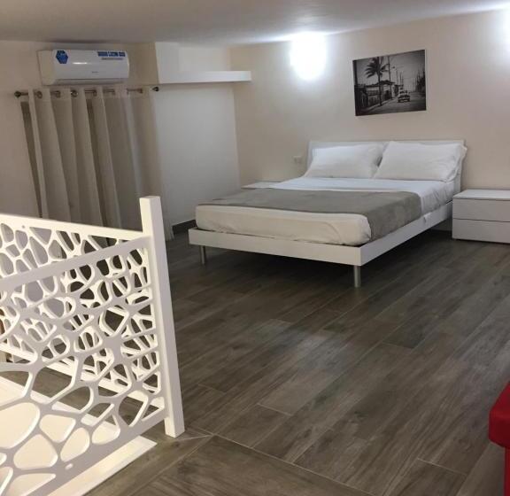 تختخواب و صبحانه Garibaldi Station 2punto0