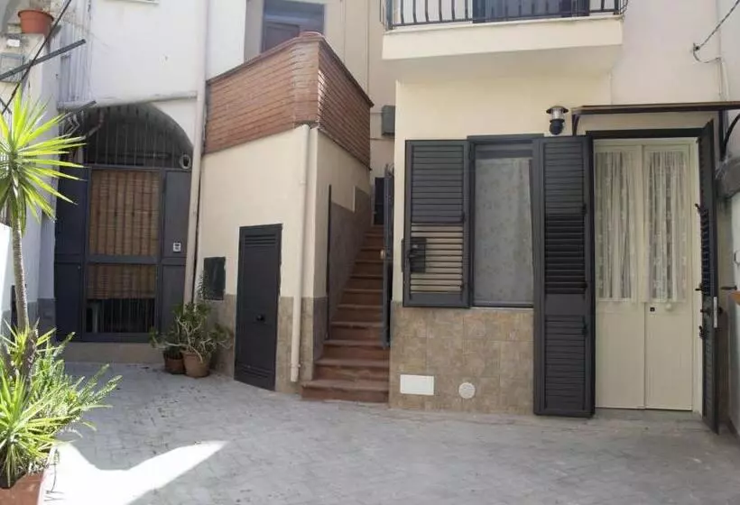 Bed And Breakfast La Volpe Rossa